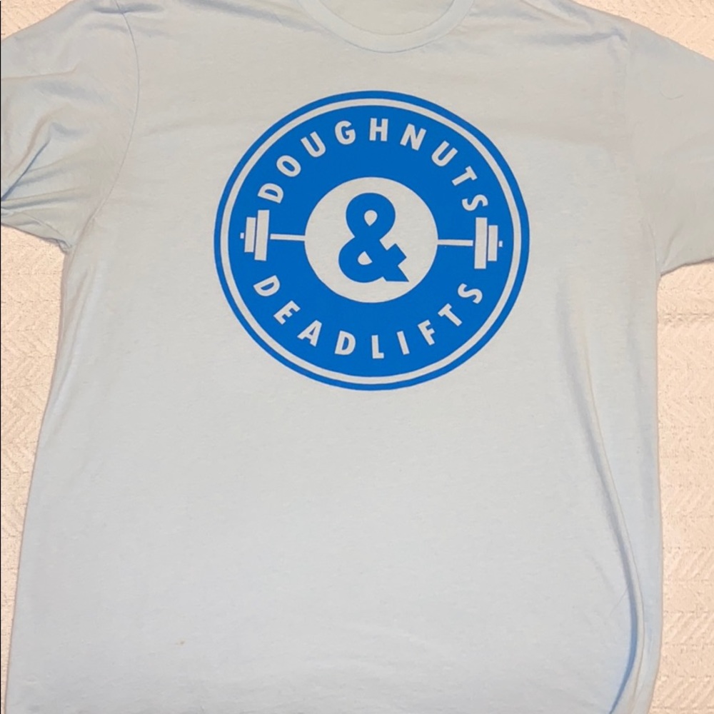 Tshirt bundle - Picture 2 of 5